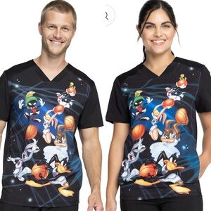 Unisex Looney Tunes Space Jam Cherokee Scrub Top. Size M